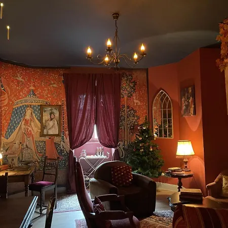 Le Grand Du Sorcier ! Magique Apartment *